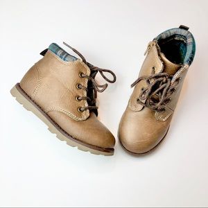 Toddler size 11 laced up boots with plaid detail